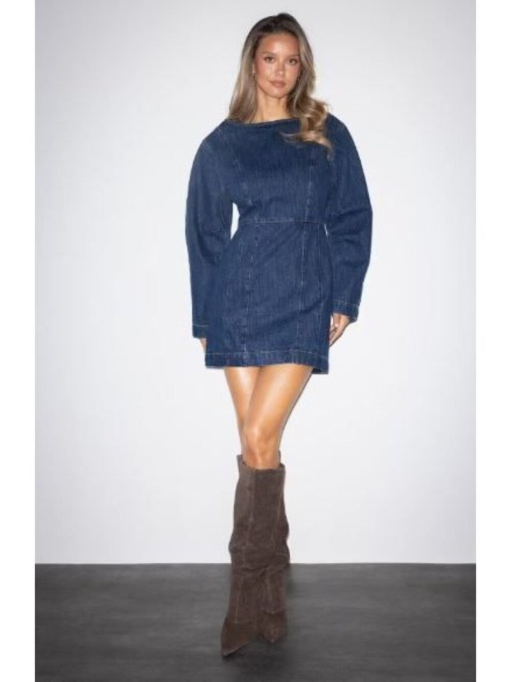 Banana Republic Dress Size 4 Denim Mini Long Sleeve Blue Back Zipper